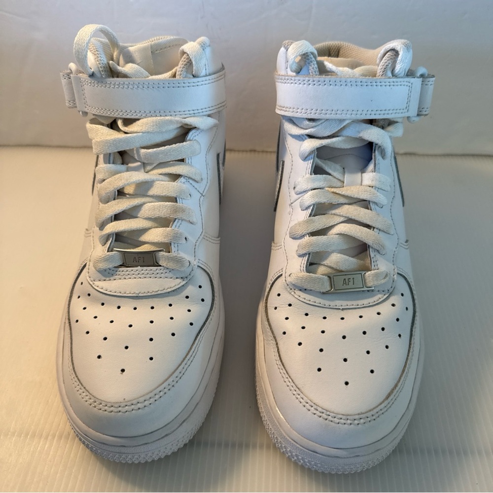 Nike Airforce One White High-Top Sneakers EUC Youth 7Y or women’s 8.5